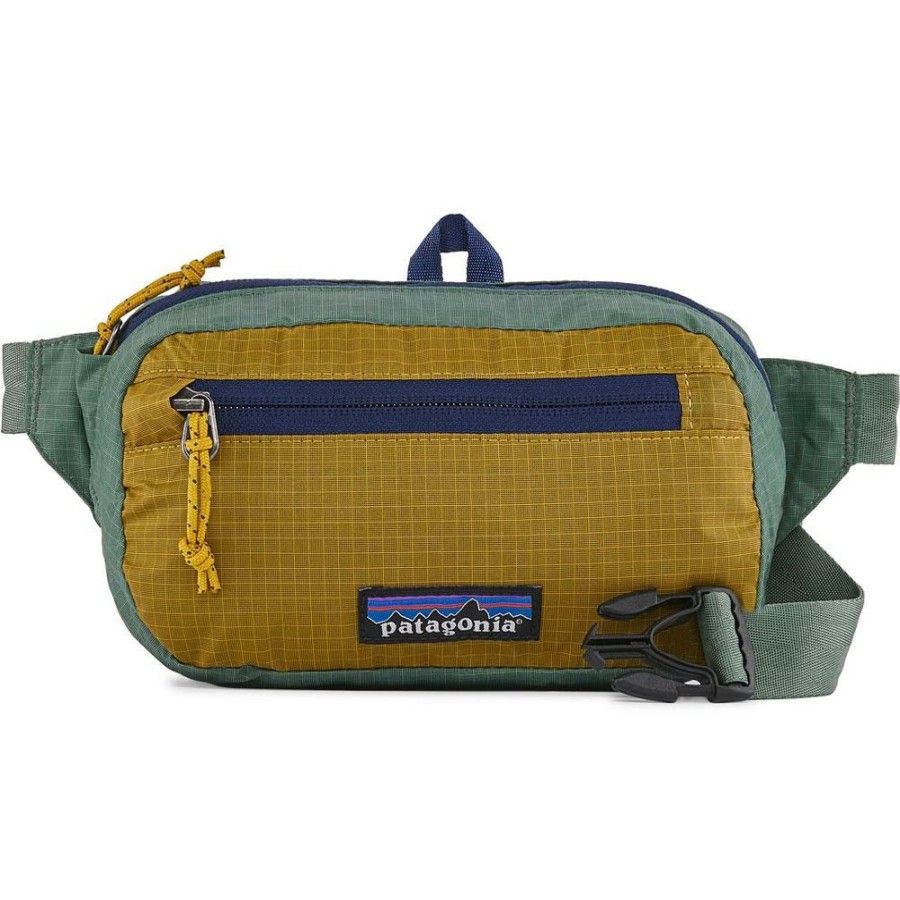 * Exclusive Patagonia Ultralight Hole Mini Hip Pack